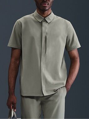 NWT Nike 24.7 PerfectStretch Men's Dri-FIT SS Snap-Down Top Large Gray Green